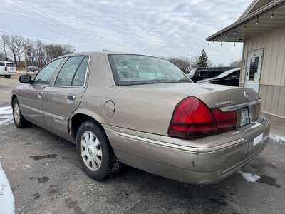 2004 Mercury Grand Marquis, $3500. Photo 7