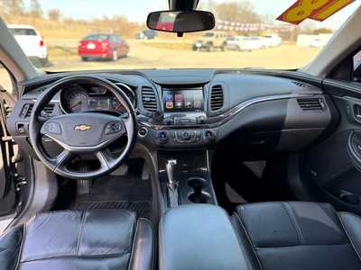 2018 Chevrolet Impala, $15378. Photo 11