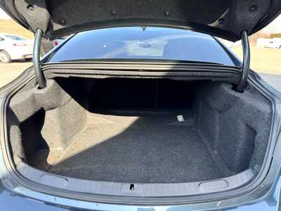2018 Chevrolet Impala, $15378. Photo 12