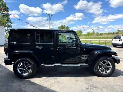 2013 Jeep Wrangler Unlimited, $13995. Photo 4