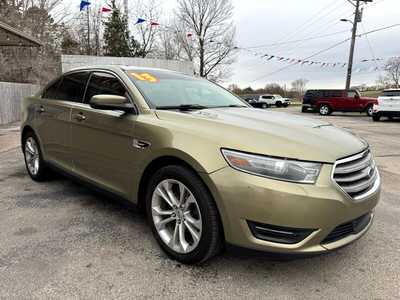 2013 Ford Taurus, $7469. Photo 3