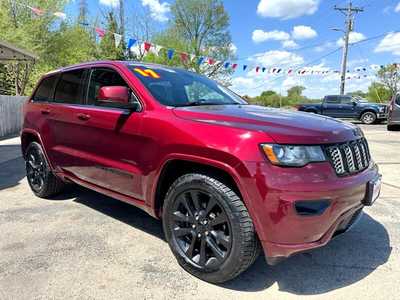 2017 Jeep Grand Cherokee, $10995. Photo 3