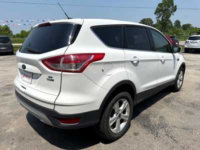 2015 Ford Escape, $4495. Photo 5