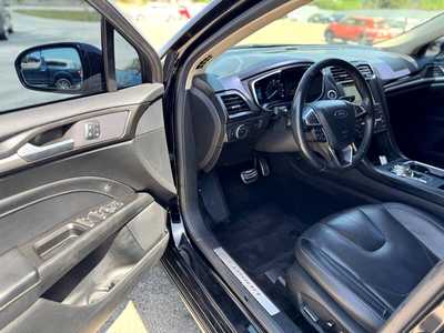 2017 Ford Fusion, $12489. Photo 9