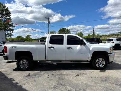 2013 Chevrolet 2500 Crew Cab, $11500. Photo 4