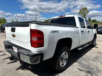 2013 Chevrolet 2500 Crew Cab, $11500. Photo 5
