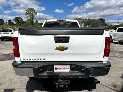 2013 Chevrolet 2500 Crew Cab, $11500. Photo 6
