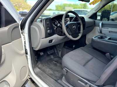 2013 Chevrolet 2500 Crew Cab, $11500. Photo 9