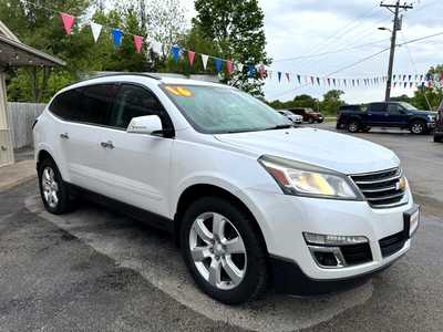 2016 Chevrolet Traverse, $7589. Photo 3