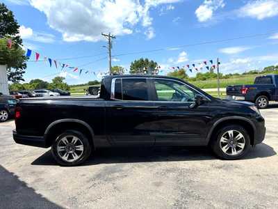 2017 Honda Ridgeline, $17995. Photo 4