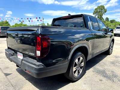 2017 Honda Ridgeline, $17995. Photo 5
