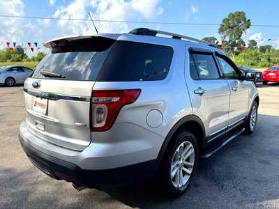 2014 Ford Explorer, $9480. Photo 5