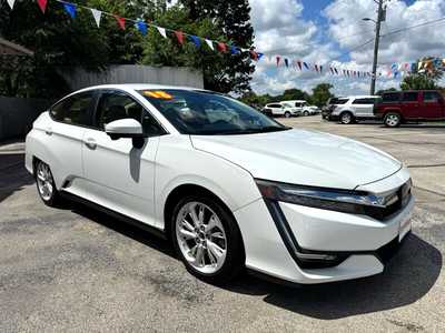 2018 Honda Clarity, $12476. Photo 3