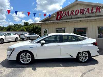 2018 Honda Clarity, $12476. Photo 8