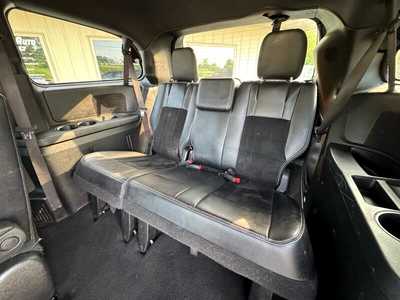 2017 Dodge Caravan, Grand, $5679. Photo 11