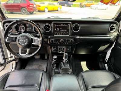 2018 Jeep Wrangler Unlimited, $19987. Photo 12