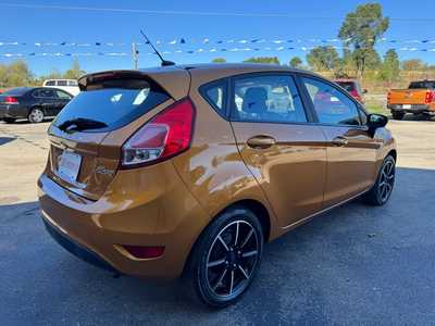 2016 Ford Fiesta, $4989. Photo 5