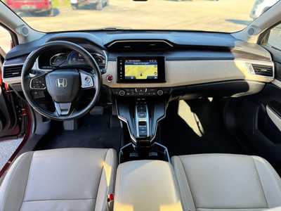 2018 Honda Clarity, $12978. Photo 11