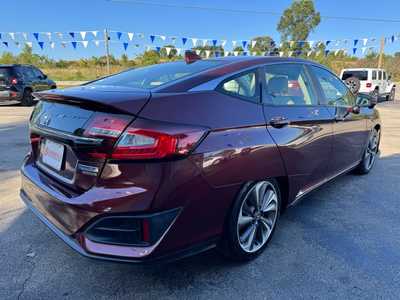 2018 Honda Clarity, $12978. Photo 5