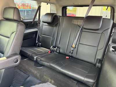 2015 Chevrolet Suburban, $12157. Photo 12