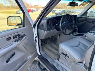 2005 Chevrolet Tahoe, $8990. Photo 9