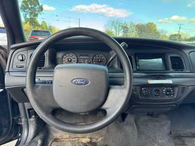 2010 Ford Crown Victoria, $4995. Photo 12