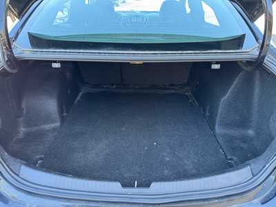 2016 Chevrolet Malibu, $10589. Photo 12