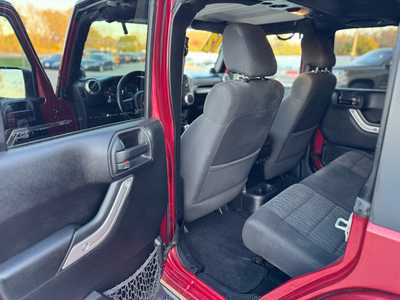 2012 Jeep Wrangler Unlimited, $7987. Photo 10