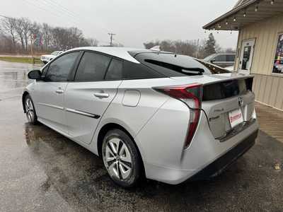 2016 Toyota Prius, $8989. Photo 7