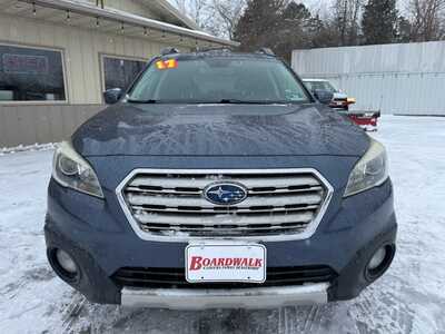 2017 Subaru Outback, $8972. Photo 2
