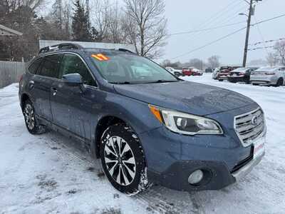 2017 Subaru Outback, $8972. Photo 3