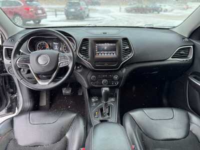 2019 Jeep Cherokee, $8967. Photo 11