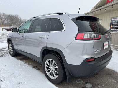2019 Jeep Cherokee, $8967. Photo 7