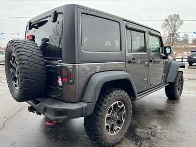 2014 Jeep Wrangler Unlimited, $11500. Photo 5