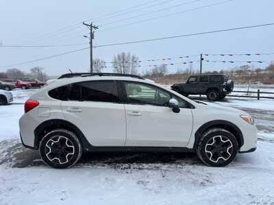2015 Subaru XV Crosstrek, $7957. Photo 4