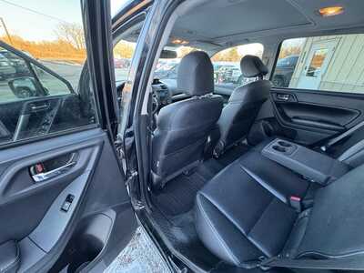2015 Subaru Forester, $7957. Photo 10