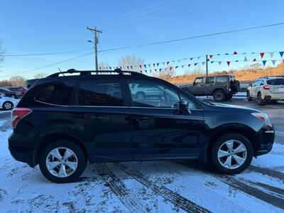 2015 Subaru Forester, $7957. Photo 4