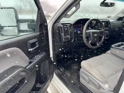 2015 Chevrolet 2500 Crew Cab, $10500. Photo 9