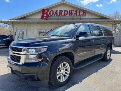 2019 Chevrolet Suburban, $8995. Photo 1