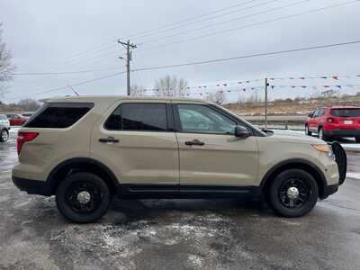 2015 Ford Explorer, $6495. Photo 4