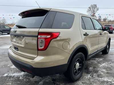 2015 Ford Explorer, $6495. Photo 5