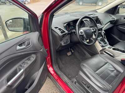 2013 Ford Escape, $4989. Photo 9