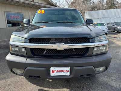 2003 Chevrolet Avalanche, $9995. Photo 2