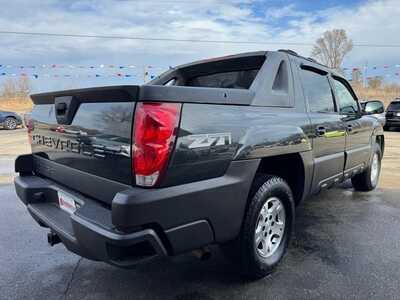 2003 Chevrolet Avalanche, $9995. Photo 5
