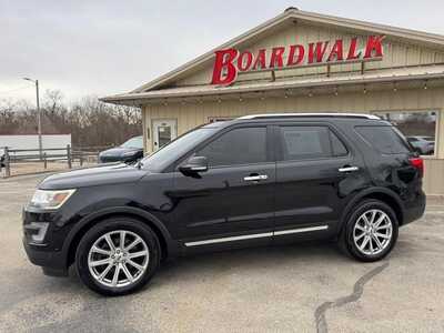 2017 Ford Explorer, $10989. Photo 8