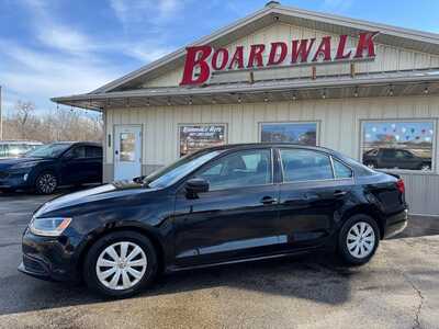 2013 Volkswagen Jetta, $4685. Photo 8