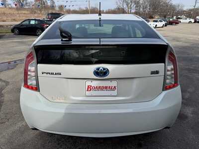2013 Toyota Prius, $7459. Photo 6