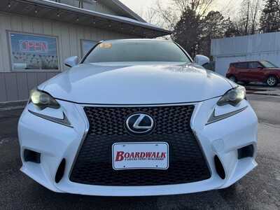 2015 Lexus IS Series, $9987. Photo 2