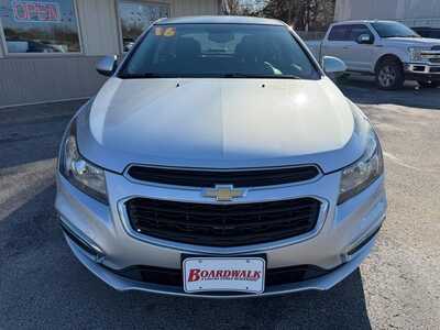 2016 Chevrolet Cruze, $6480. Photo 2