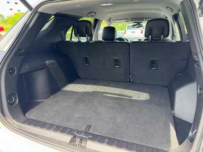 2019 Chevrolet Equinox, $11489. Photo 12